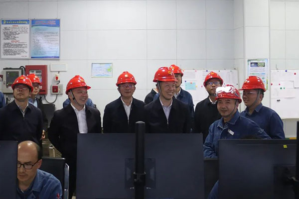 市政協(xié)副主席、應(yīng)急管理局局長(zhǎng)李華桂帶隊(duì)到公司調(diào)研